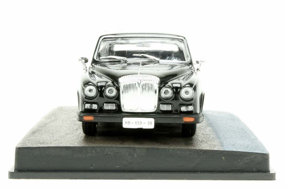 Daimler DS420 Limousine (1968) James Bond 