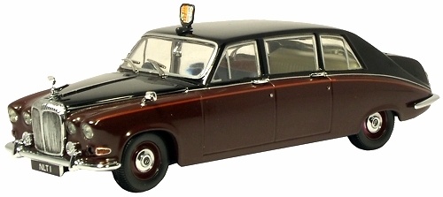 Daimler DS420 