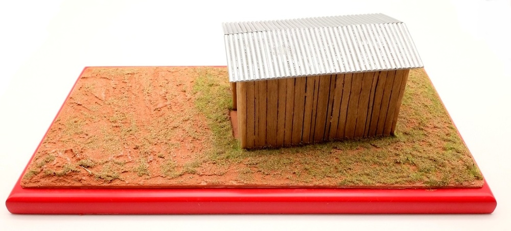 Diorama de viejo garage de madera Micro World MW110 1/43 
