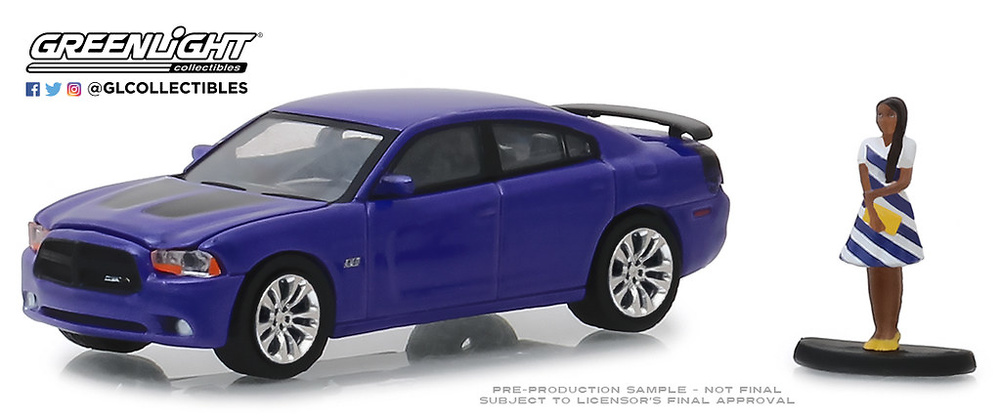 97060-F 1:64 The Hobby Shop Series 6 - 2013 Dodge Charger Super Bee with Woman in Dress 