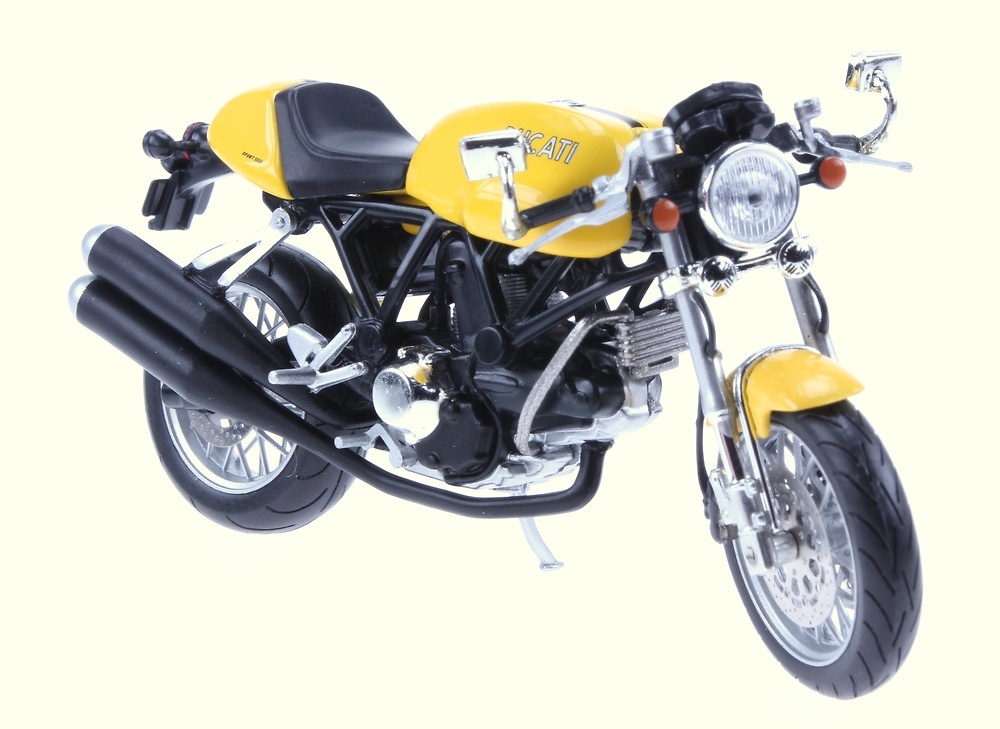 Ducati Sport 1000 (2006) Altaya LGM57 1/24 