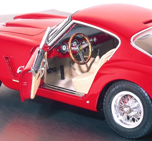 Ferrari 250 GT Berlinetta batalla corta SWB (1961) CMC 