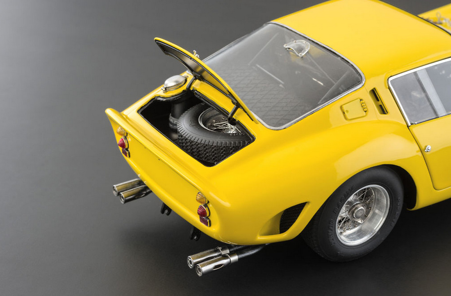 Ferrari 250 GTO (1962) CMC M153 1:18 