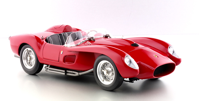 Ferrari 250 Testa Rossa (1958) CMC M071 1/18 
