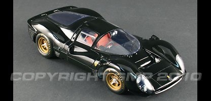Ferrari 330 P4 Spider (1967) GMP G1804110 1/18 