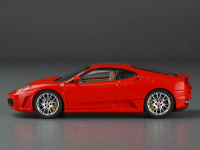 Ferrari 430 Scuderia Kit Montaje Pintado Enterbay FRM0005231 1/43 