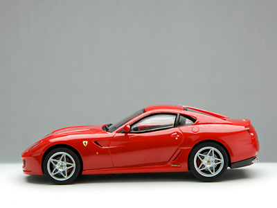Ferrari 599 GTB Fiorano Kit Montaje Pintado Enterbay FRM0001210 1/43 