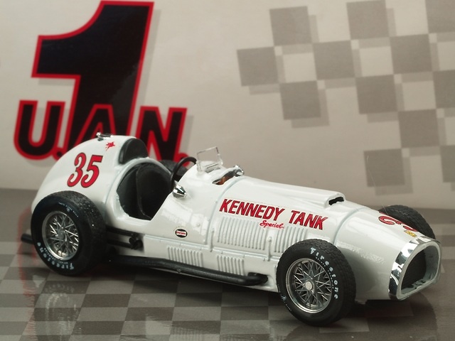 Ferrari F375 nº 38 + Ferrari F375 nº 35 Indy (1952) Brumm UAN-B01 1/43 