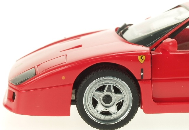 Ferrari F40 (1987) Herpa 1000 1/43 