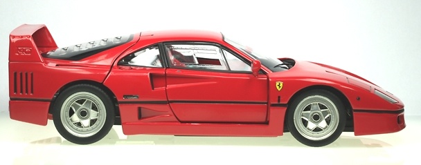 Ferrari F40 (1992) Elite Hot Wheels 1/18 