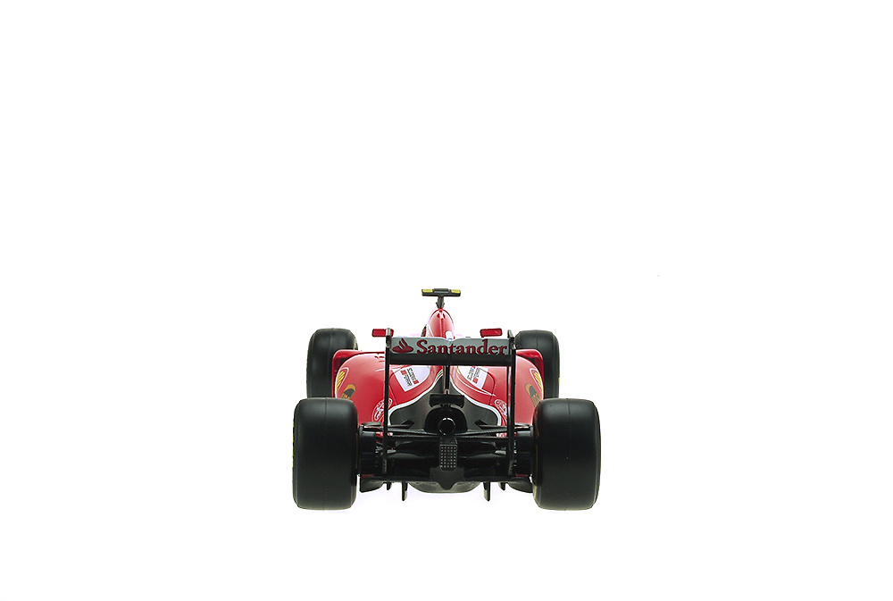 Ferrari SF15-T nº 7 Kimi Räikkönen (2015) Bburago 16801R 1:18 