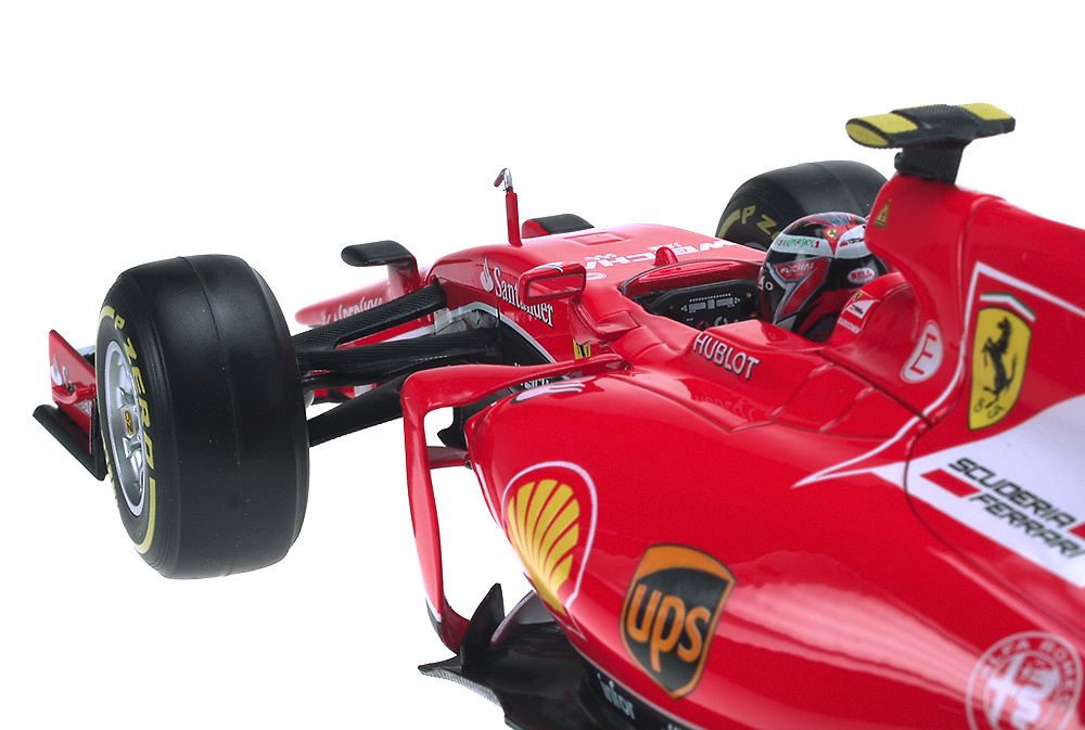 Ferrari SF15-T nº 7 Kimi Räikkönen (2015) Bburago 16801R 1:18 