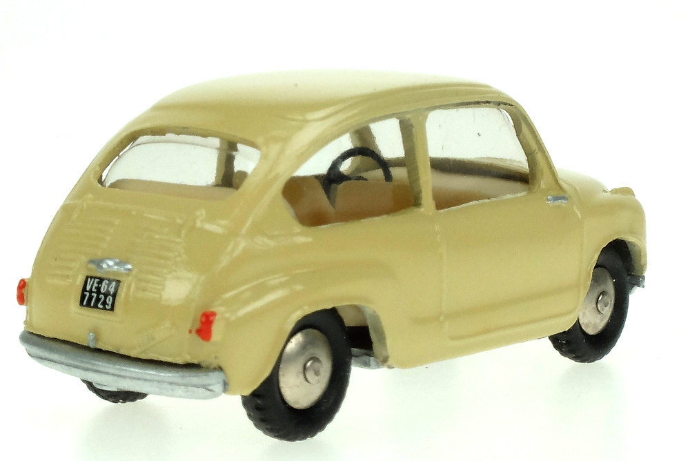 Scottoy 33C Fiat 600 (1955) Scott 1/50 Color Crema