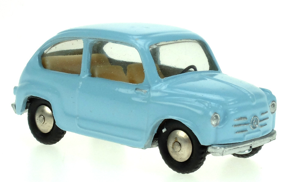 Scottoys 33AP Fiat 600 (1955) Scott 1/50 Color Azul Claro
