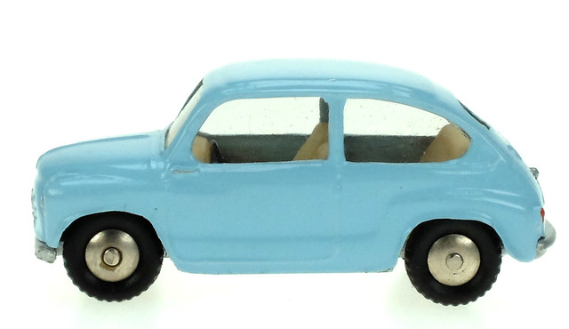 Fiat 600 (1955) Scott 1/50 Azul Pastel 