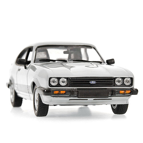 Ford Capri Serie III (1982) Minichamps 400082228 1/43 