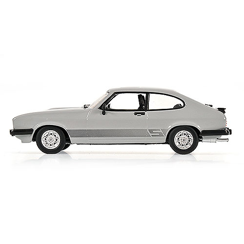 Ford Capri Serie III (1982) Minichamps 400082228 1/43 