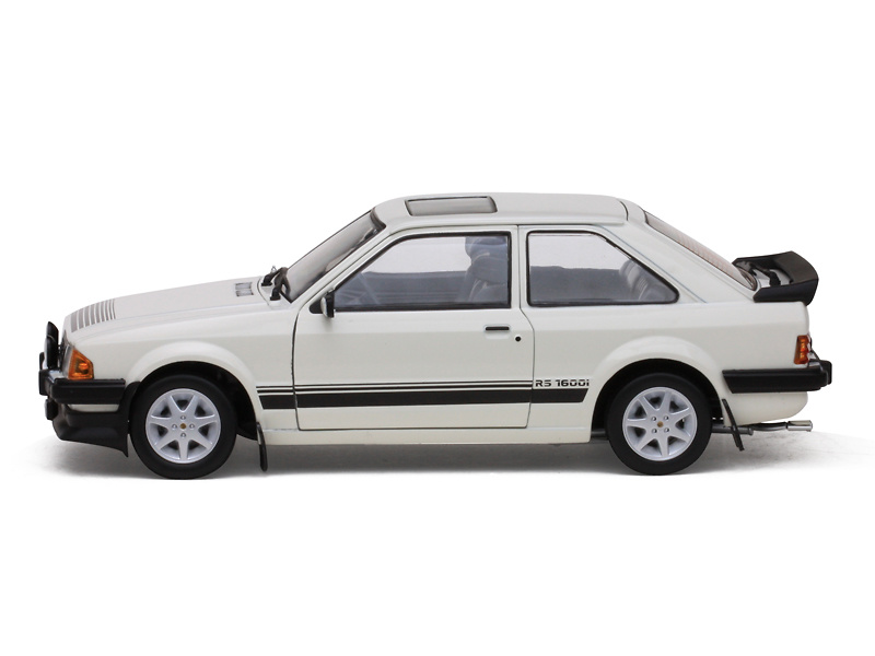 Ford Escort RS1600i (1984) Sun Star 04997 1/18 