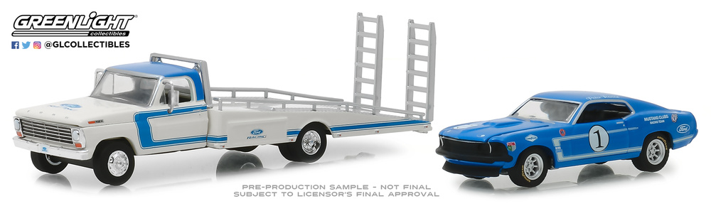 Ford F-350 Plataforma + Ford Mustang Boss 302 nº 1 Mustang Racing Club (1969) Greenlight 33150A 1/64 