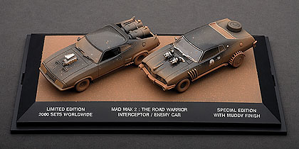 Autoart 52749 MAD MAX 2 : The Road Warrior - Interceptor/coche enemigo 