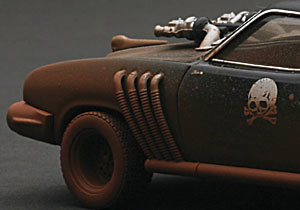 Autoart 52749 MAD MAX 2 : The Road Warrior - Interceptor/coche enemigo 