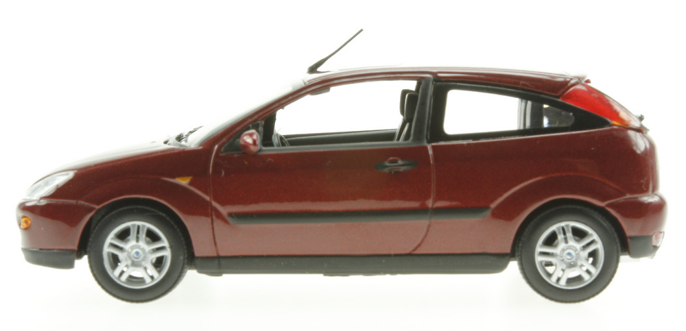 Ford Focus 3p Serie I (2002) Minichamps 113481 1/43 