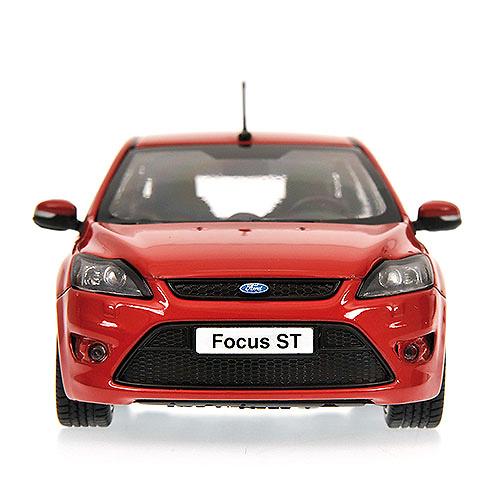 Ford Focus ST (2009) Minichamps 400087301 1/43 