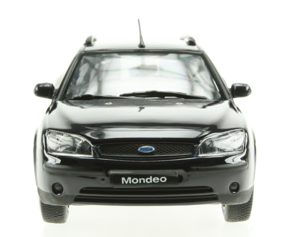 Ford Mondeo Turnier Serie III (2001) Minichamps 433080013 1/43 