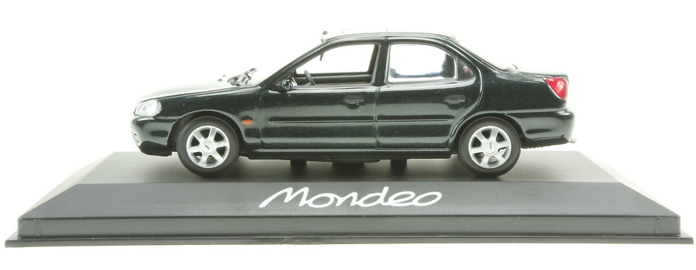 Ford Mondeo serie II (1997) Minichamps 433086303 1/43 