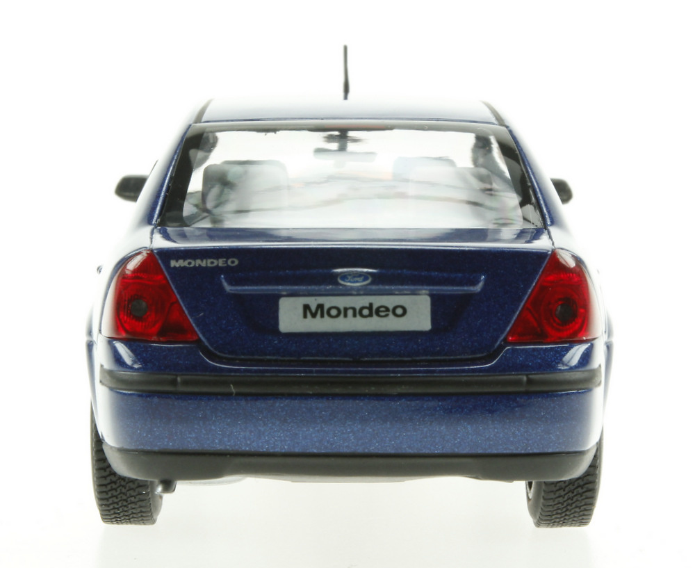 Ford Mondeo serie III (2001) Minichamps 433080004 1/43 