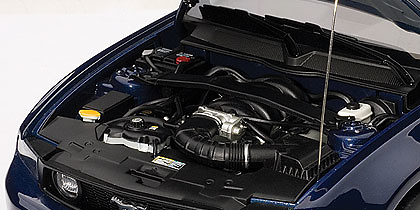 Ford Mustang GT (2010) Autoart 72912 1/18 