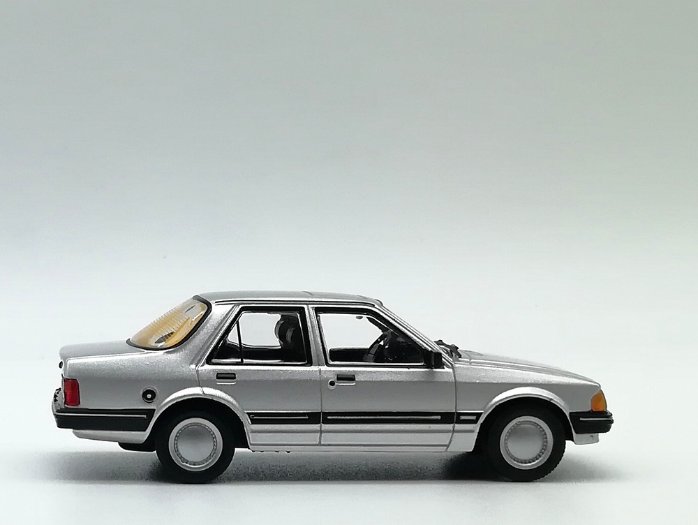 Ford Orion GL (1983) Altaya 1/43 