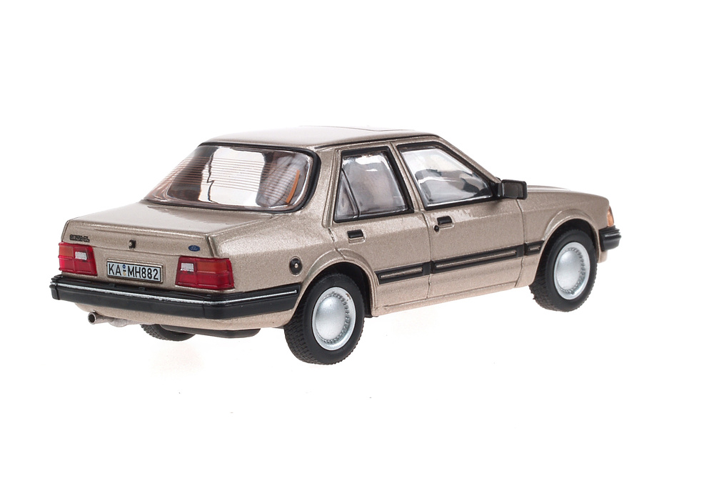 Ford Orion GL (1983) White Box WB079 1:43 