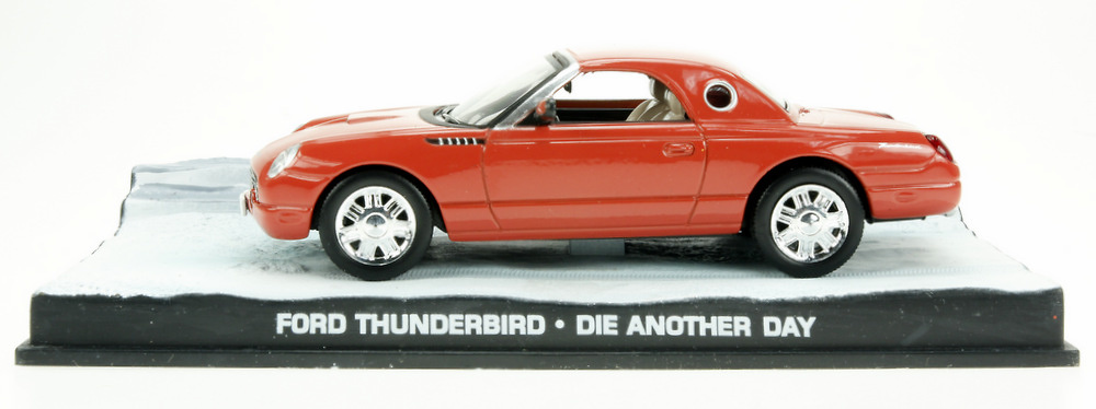 Ford Thunderbird (2000) James Bond 