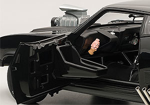 Autoart 72764 Ford XB Falcon GT351 Mad Max The Road Warrior Interceptor (Versión Actualizada) Autoart 1:18
