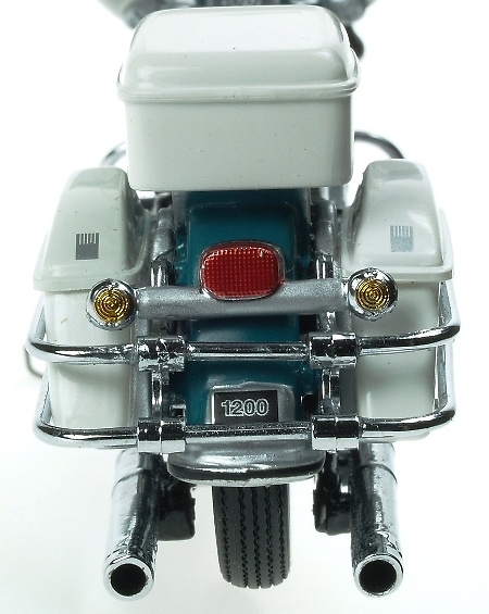 Harley Davidson Electra Glide (1972) Franklin Mint B11WC24 1/24 