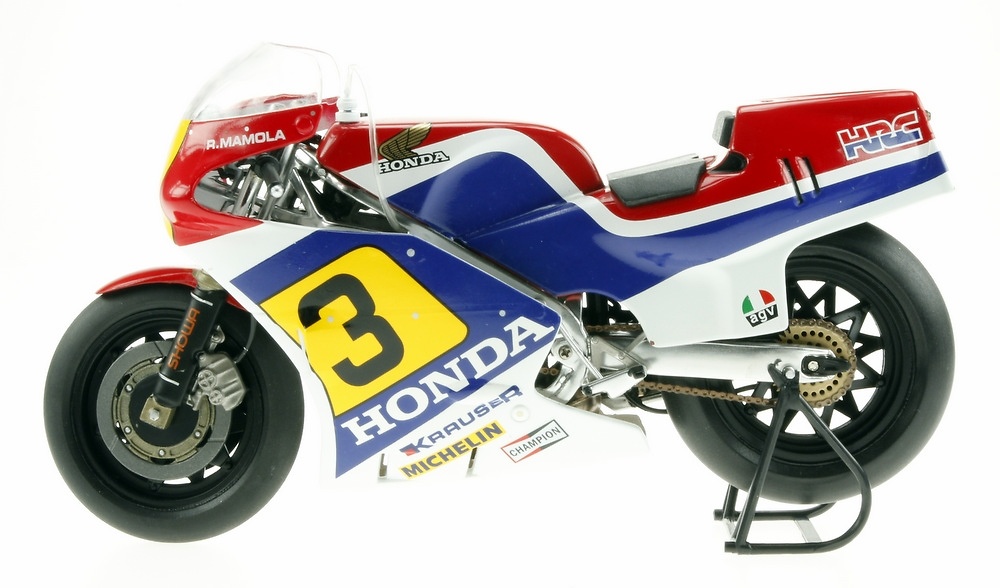 Honda NSR500 nº 3 Randy Mamola (1984) Altaya MC12 1/12 