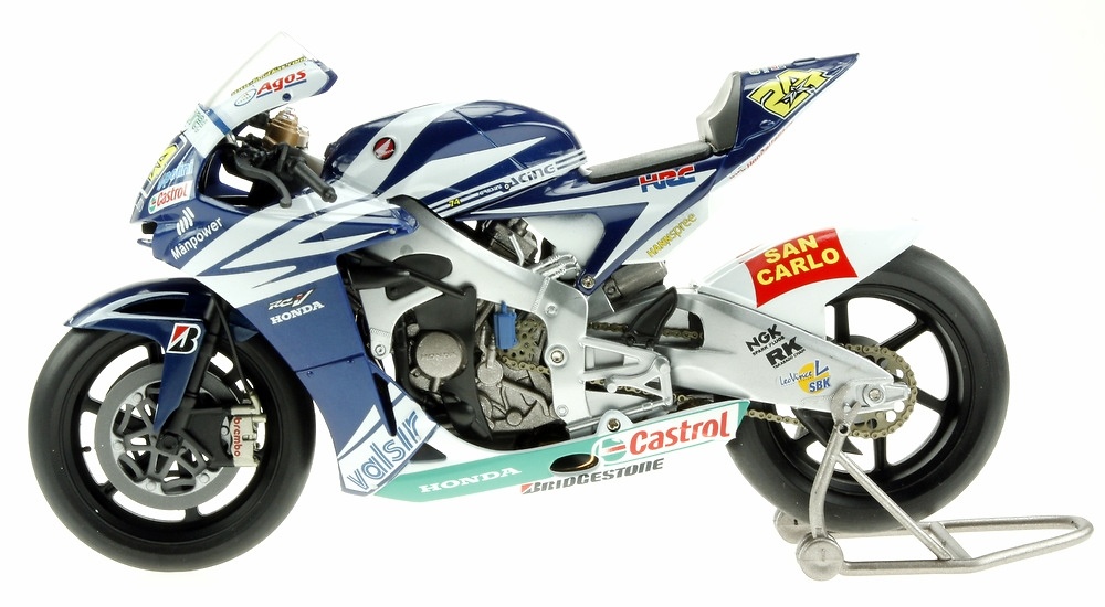 Honda RC212V nº 24 Toni Elias (2007) Altaya MC37 1/12 