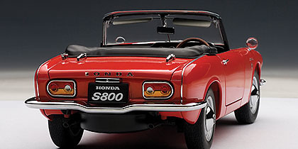 Honda S800 Roadster (1966) Autoart 73276 1:18 