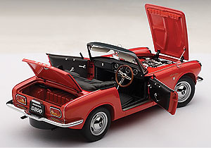 Honda S800 Roadster (1966) Autoart 73276 1:18 