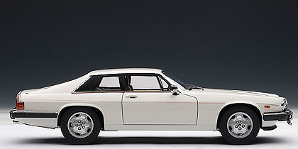 Jaguar XJS Coupé (1986) Autoart 73576 1/18 