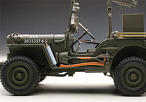 Jeep Willys con remolque (1945) Autoart 74016 1:18 