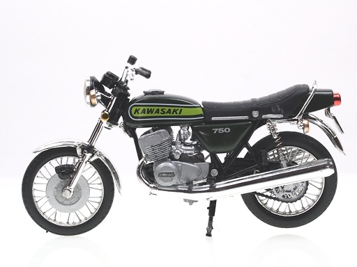 Kawasaki 750 H2 (1972) Solido 1/18 