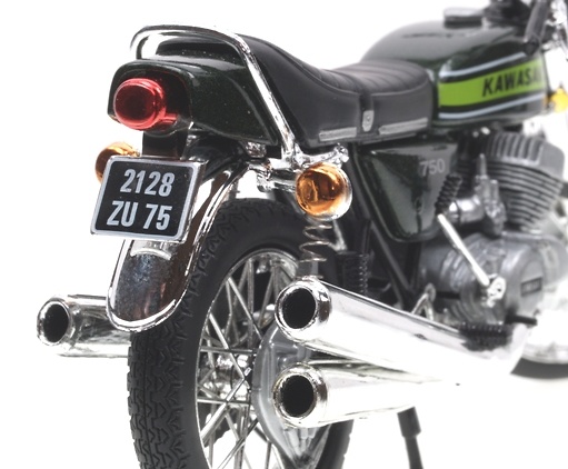 Kawasaki 750 H2 (1972) Solido 1/18 