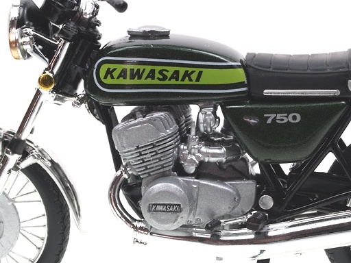 Kawasaki 750 H2 (1972) Solido 1/18 