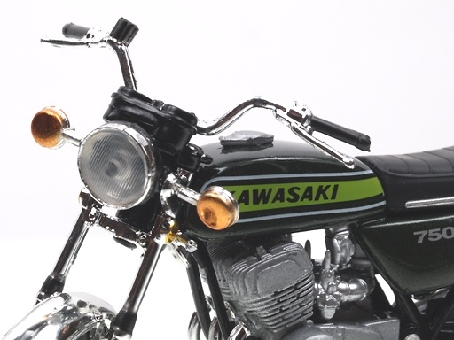 Kawasaki 750 H2 (1972) Solido 1/18 