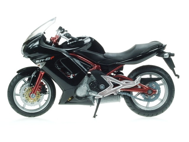 Kawasaki ER-6F (2005) Solido 1/18 