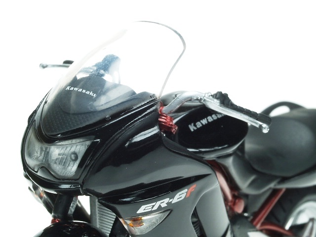 Kawasaki ER-6F (2005) Solido 1/18 