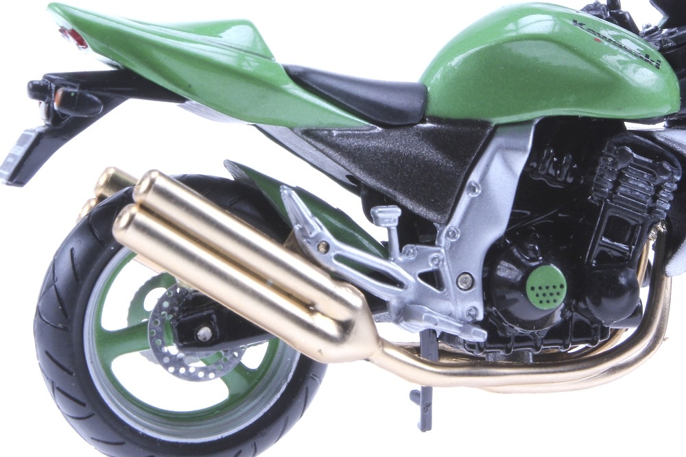 Kawasaki Z1000 (2003) Altaya LGM16 1/24 