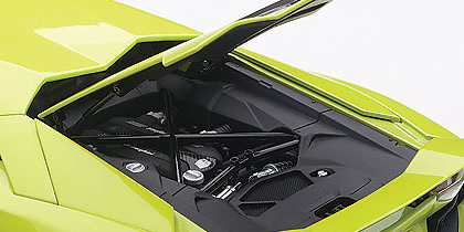 Lamborghini Aventador LP700-4 (2011) Autoart 74668 1/18 